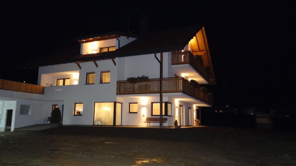 Stiflerhof Apartamento Falzes Exterior foto